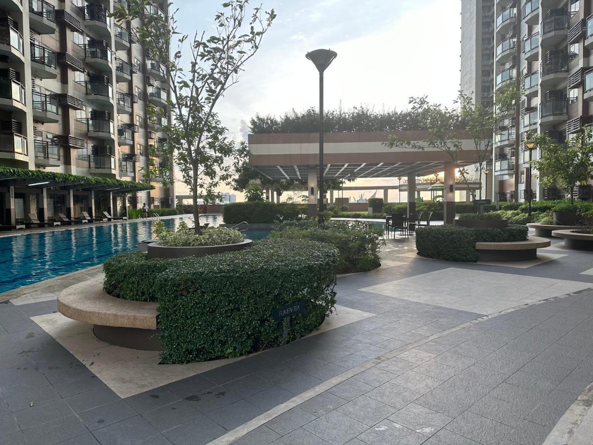 The Radiance Manila Bay Exterior foto